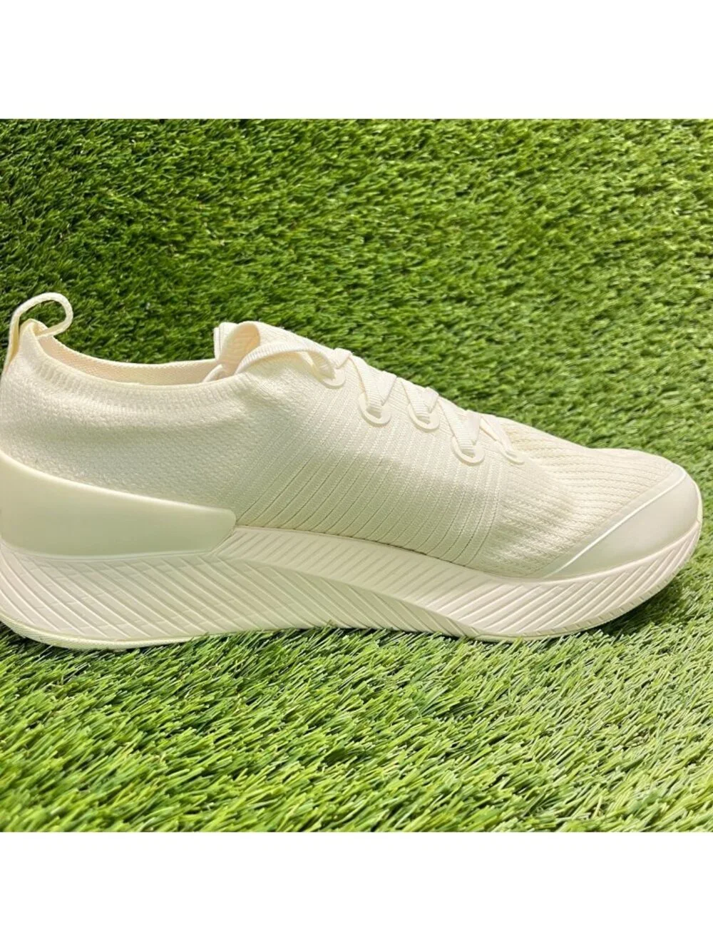 Allbirds Tree Glider Men Size 13.5 Ivory Athletic Running Walking Shoes Sneakers